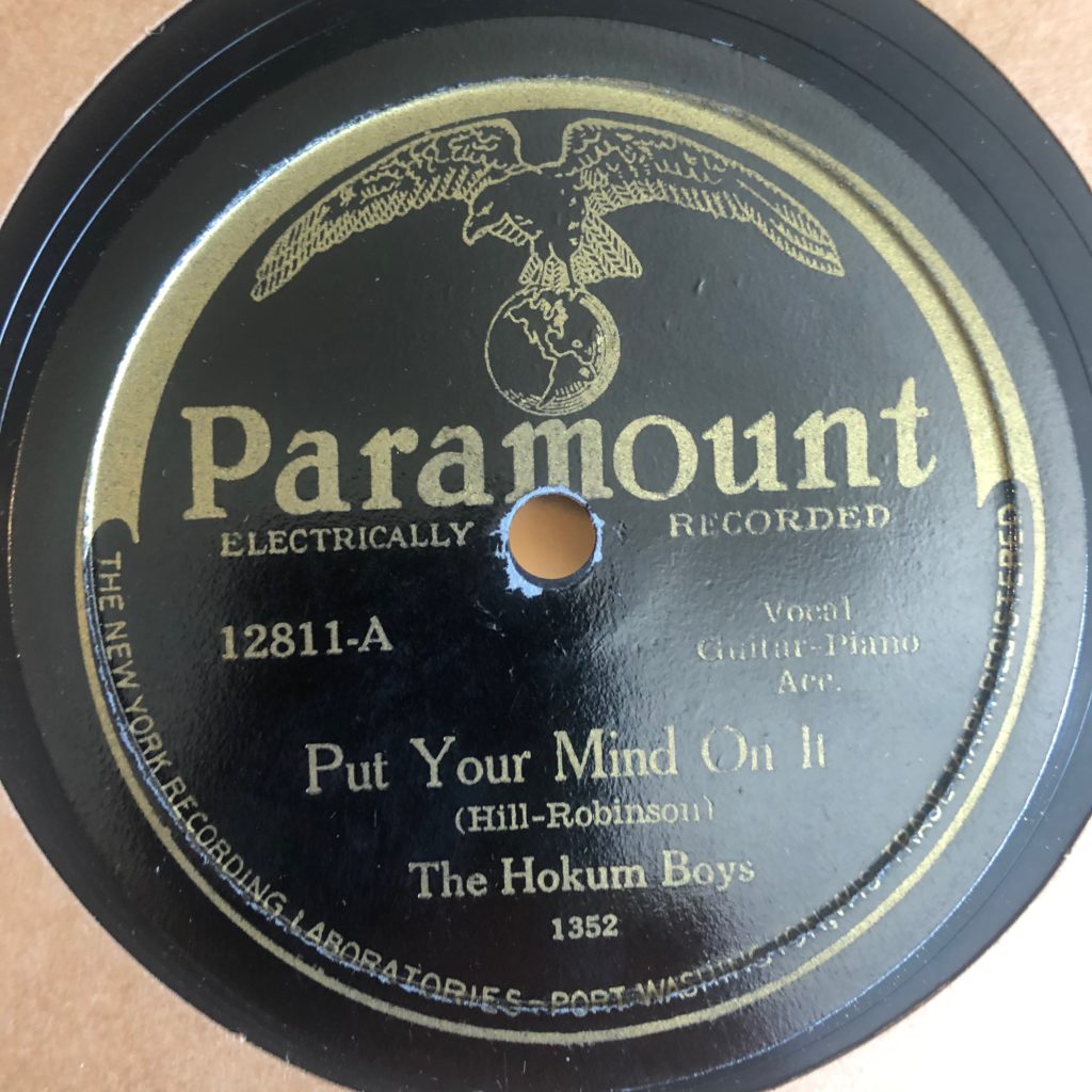 paramount 12811 put you're mind on it hokum boys blues 78 rpm